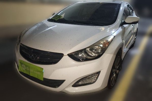Hyundai Elantra (5th Generation · 2015 год