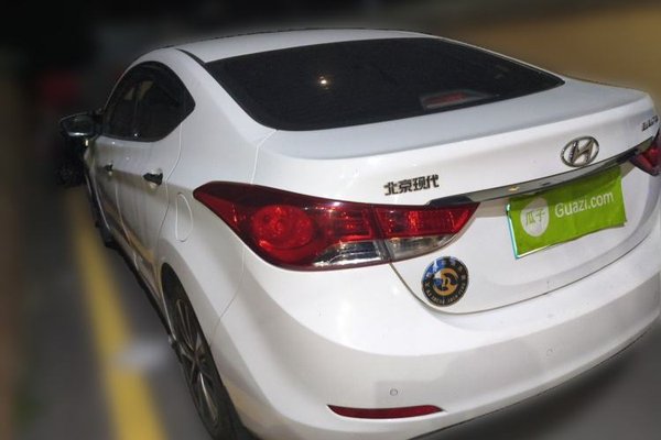 Hyundai Elantra (5th Generation 2015, 98800 км, за 4399 USD