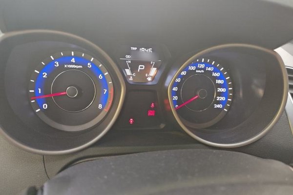 Hyundai Elantra (5th Generation 2016, 115000 км, за 5929 USD - фото 10