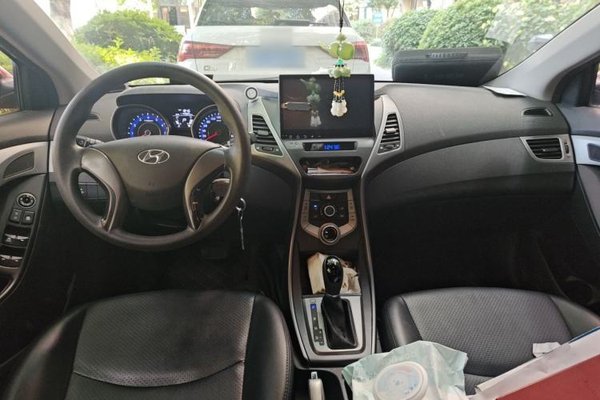 Hyundai Elantra (5th Generation 2016, 115000 км, за 5929 USD - фото 18