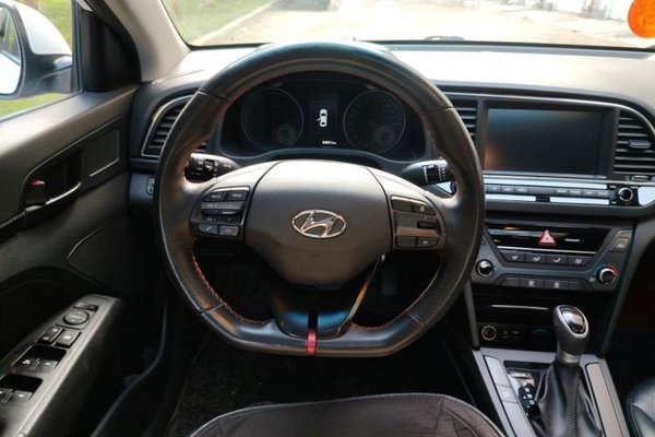 Hyundai Elantra (6th Generation 2016, 84500 км, за 4878 USD - фото 10