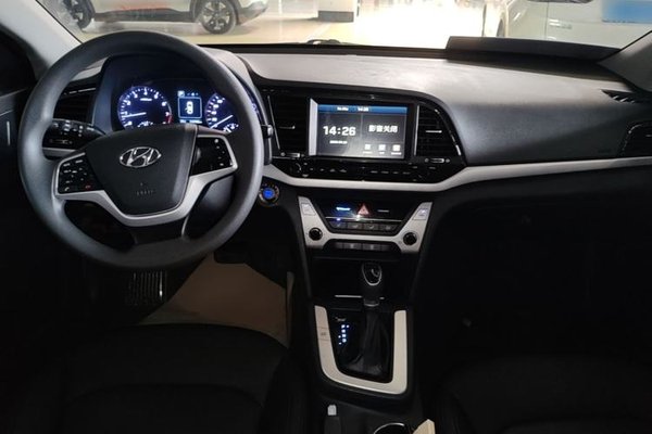 Hyundai Elantra (6th Generation 2016, 110700 км, за 6784 USD - фото 12