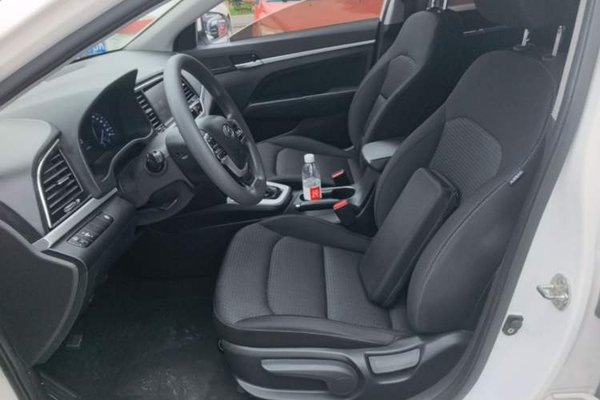 Hyundai Elantra (6th Generation 2016, 118300 км, за 7099 USD - фото 17
