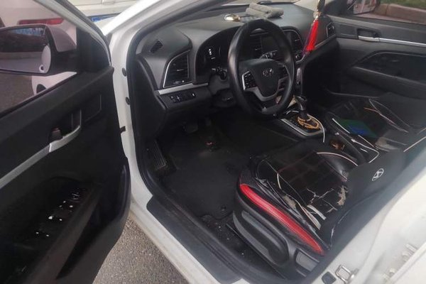 Hyundai Elantra (6th Generation 2016, 125700 км, за 6270 USD - фото 19