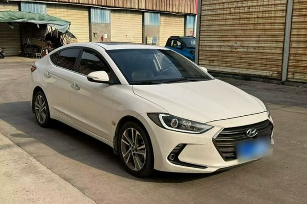 Hyundai Elantra (6th Generation 2018, 102600 км, за 7113 USD
