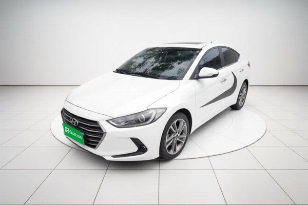 Hyundai Elantra (6th Generation · 2018 год