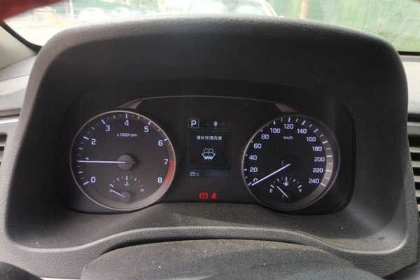Hyundai Elantra (6th Generation 2018, 102600 км, за 7113 USD - фото 8