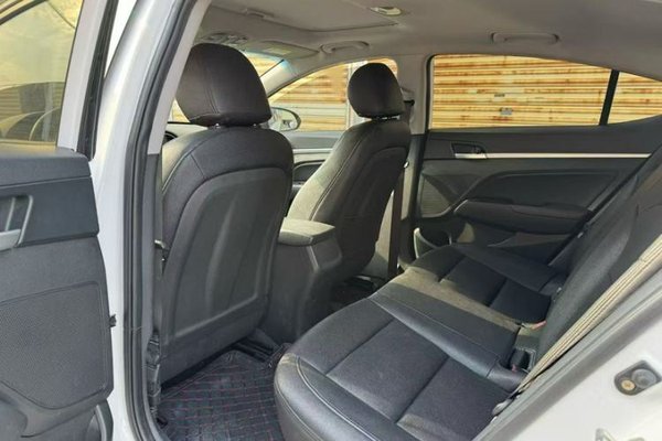 Hyundai Elantra (6th Generation 2018, 102600 км, за 7113 USD - фото 17