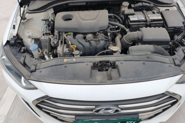 Hyundai Elantra (6th Generation 2018, 97400 км, за 7400 USD - фото 17