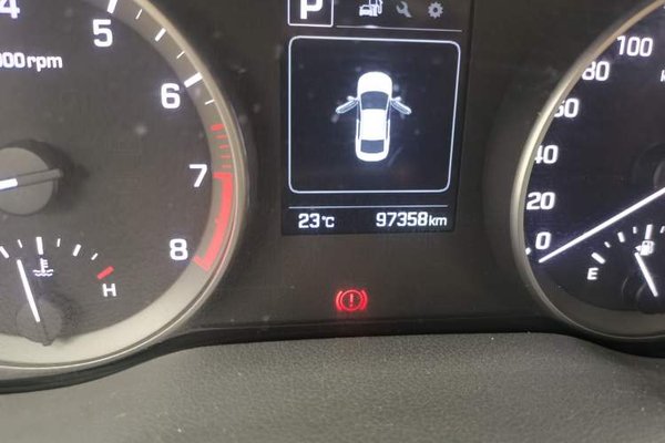 Hyundai Elantra (6th Generation 2018, 97400 км, за 7400 USD - фото 9