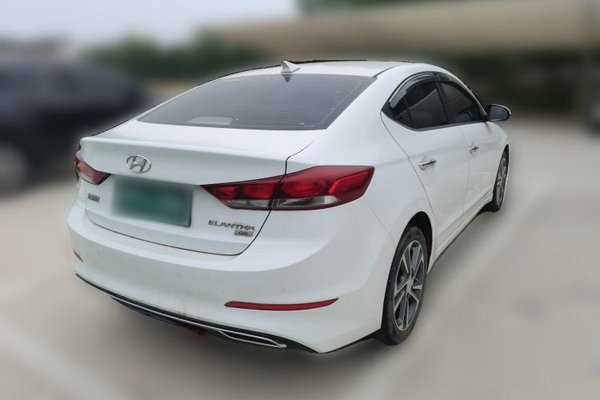 Hyundai Elantra (6th Generation 2018, 97400 км, за 7400 USD