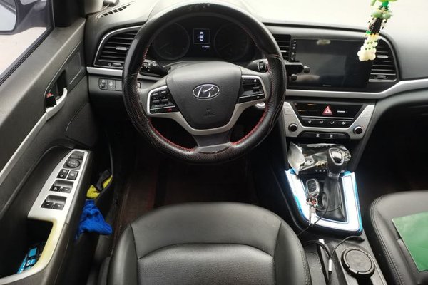 Hyundai Elantra (6th Generation 2018, 97400 км, за 7400 USD - фото 7