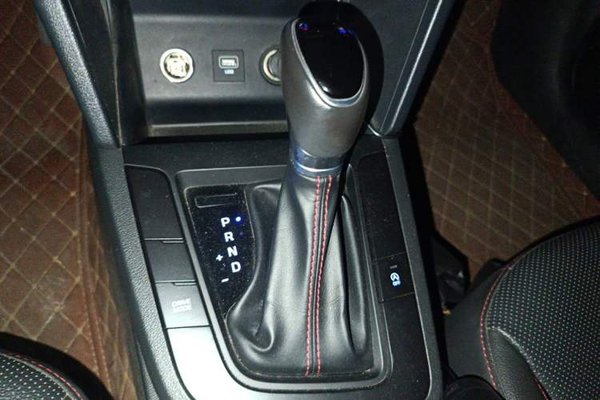 Hyundai Elantra (6th Generation 2019, 51600 км, за 6211 USD - фото 1