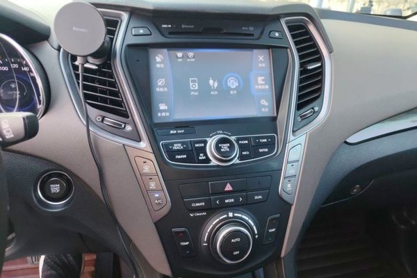Hyundai Grand SantaFe 2013, 93000 км, за 5698 USD - фото 12
