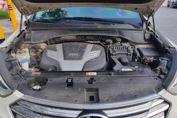 Hyundai Grand SantaFe 2013, 93000 км, за 5698 USD - фото 21