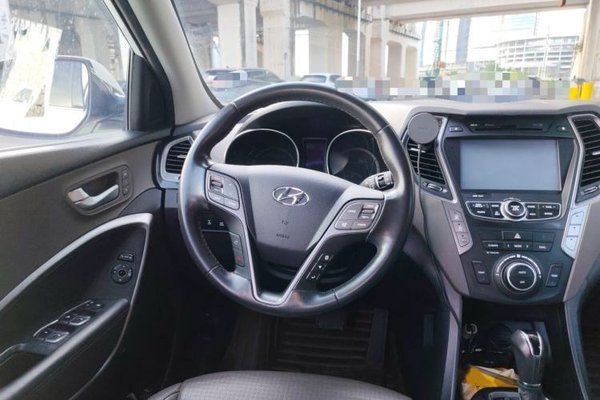 Hyundai Grand SantaFe 2013, 93000 км, за 5698 USD - фото 9