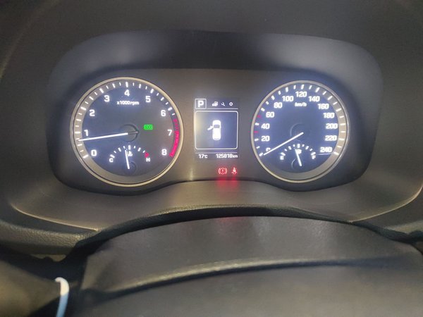 Hyundai Tucson 2015, 125800 км, за 6251 USD - фото 13