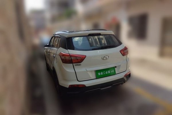 Hyundai ix25 2015, 116200 км, за 7036 USD