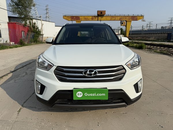 Hyundai ix25 2015, 123600 км, за 6390 USD