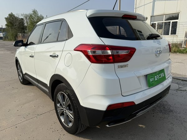 Hyundai ix25 2015, 123600 км, за 6390 USD