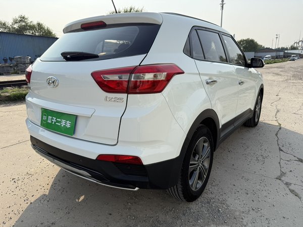 Hyundai ix25 2015, 123600 км, за 6390 USD