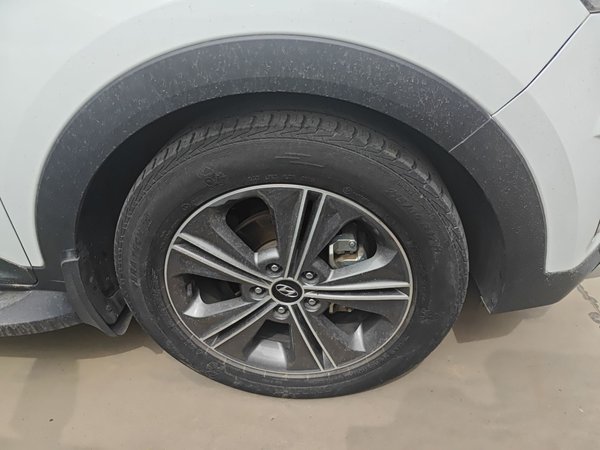 Hyundai ix25 2015, 138500 км, за 6735 USD
