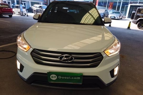 Hyundai ix25 2015, 78100 км, за 7619 USD