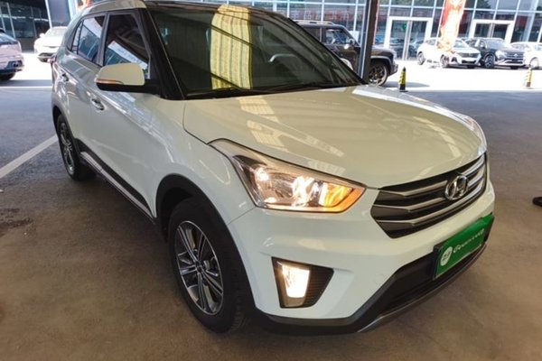Hyundai ix25 2015, 78100 км, за 7619 USD