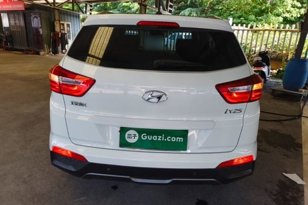 Hyundai ix25 2015, 78100 км, за 7619 USD