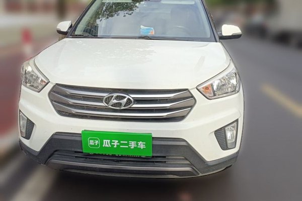 Hyundai ix25 2015, 82000 км, за 7099 USD