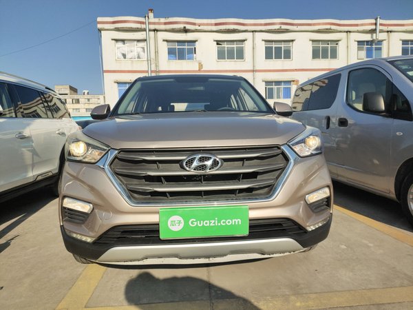 Hyundai ix25 2017, 88600 км, за 7951 USD
