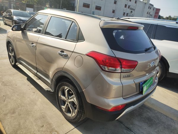 Hyundai ix25 2017, 88600 км, за 7951 USD