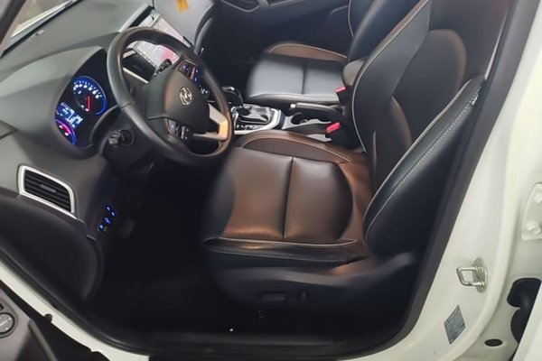 Hyundai ix25 2017, 71400 км, за 8724 USD - фото 17
