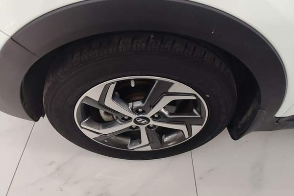 Hyundai ix25 2017, 71400 км, за 8724 USD - фото 10