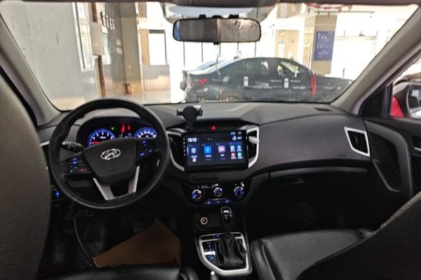 Hyundai ix25 2017, 78300 км, за 9100 USD - фото 13