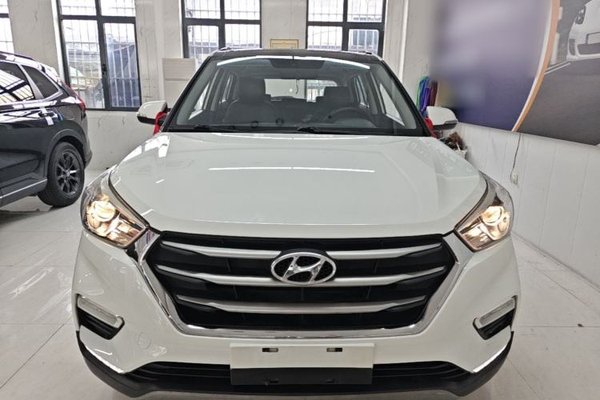 Hyundai ix25 2017, 78300 км, за 9100 USD