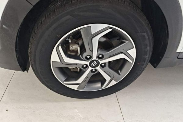 Hyundai ix25 2017, 78300 км, за 9100 USD - фото 8
