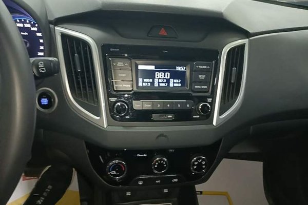 Hyundai ix25 2017, 79200 км, за 8579 USD - фото 15