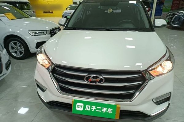 Hyundai ix25 2017, 79200 км, за 8579 USD