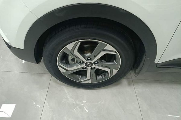 Hyundai ix25 2017, 79200 км, за 8579 USD - фото 10