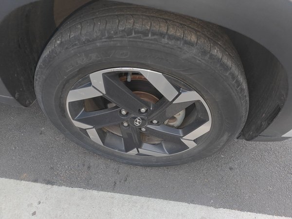 Hyundai ix25 2020, 47900 км, за 10904 USD