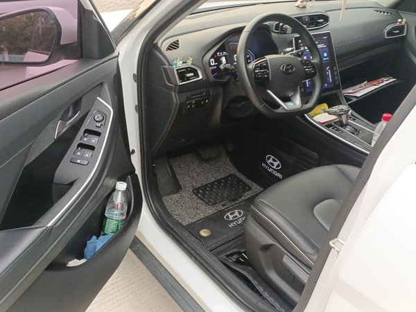 Hyundai ix25 2020, 56800 км, за 8953 USD - фото 13