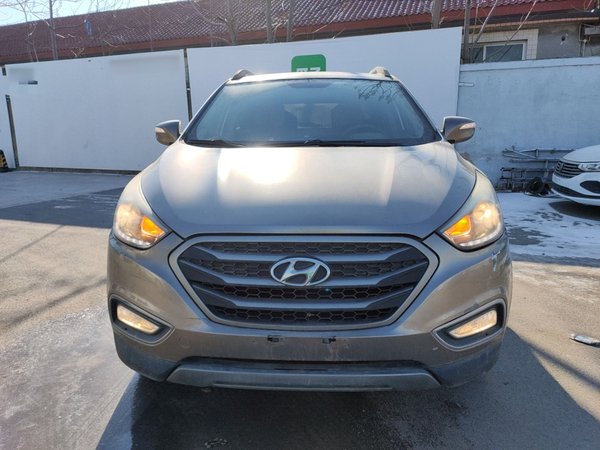 Hyundai ix35 2013 2.0L Manual 2WD Comfort GL China IV Standard, 2013 года