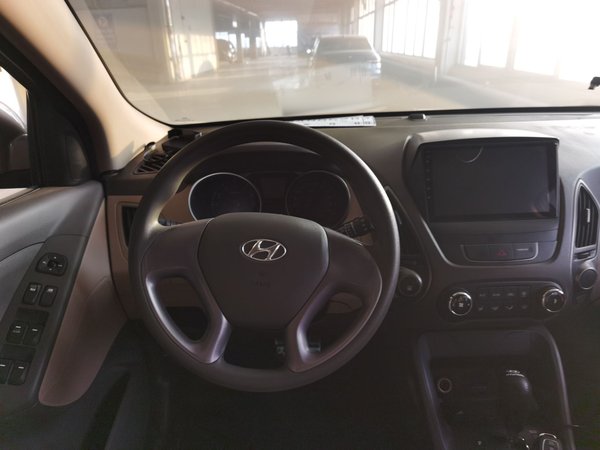 Hyundai ix35 2013 2.0L Automatic 2WD Comfort GL China IV Standard, 2013 года