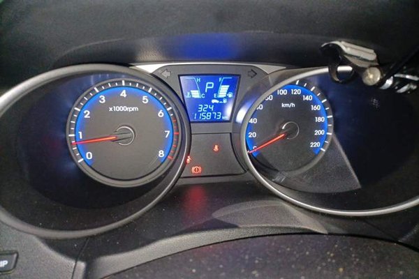 Hyundai ix35 2013, 115800 км, за 3583 USD - фото 11