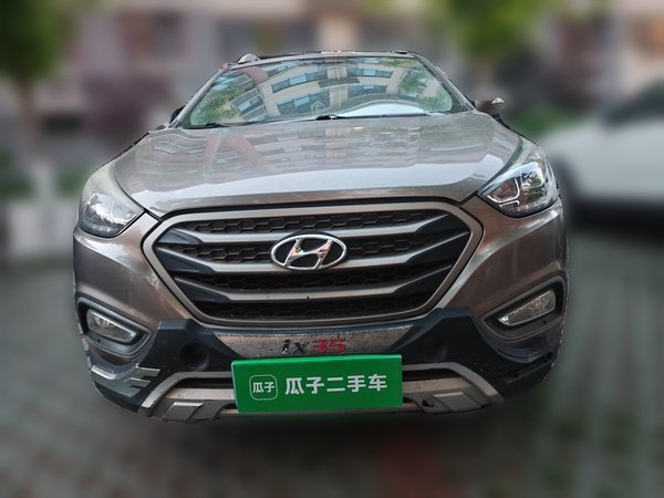 Hyundai ix35 2013, 177600 км, за 3434 USD