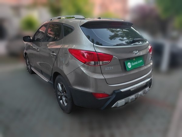 Hyundai ix35 2013, 177600 км, за 3434 USD