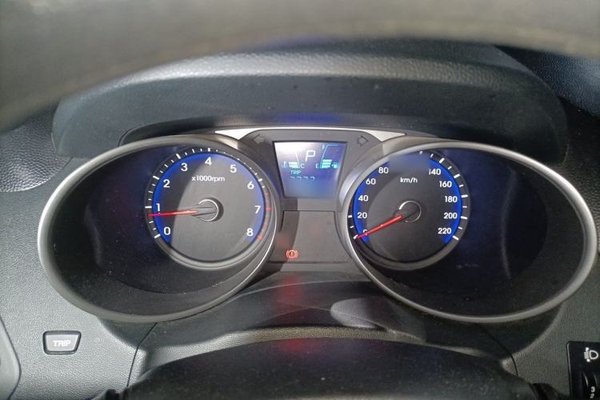 Hyundai ix35 2013, 178400 км, за 5248 USD - фото 10