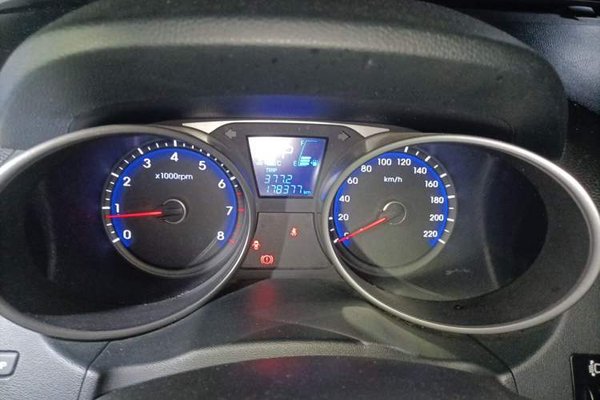 Hyundai ix35 2013, 178400 км, за 5248 USD - фото 11