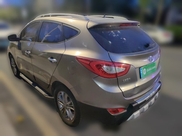 Hyundai ix35 2013, 89300 км, за 3624 USD